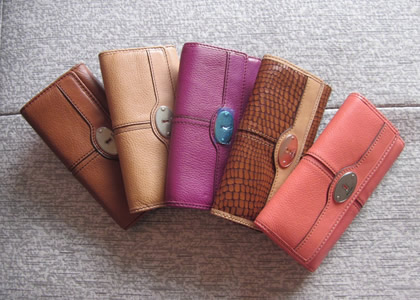 男士牛皮錢包臟了怎么清洗